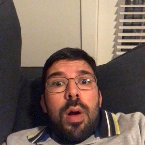 Meet your Posher, Emre